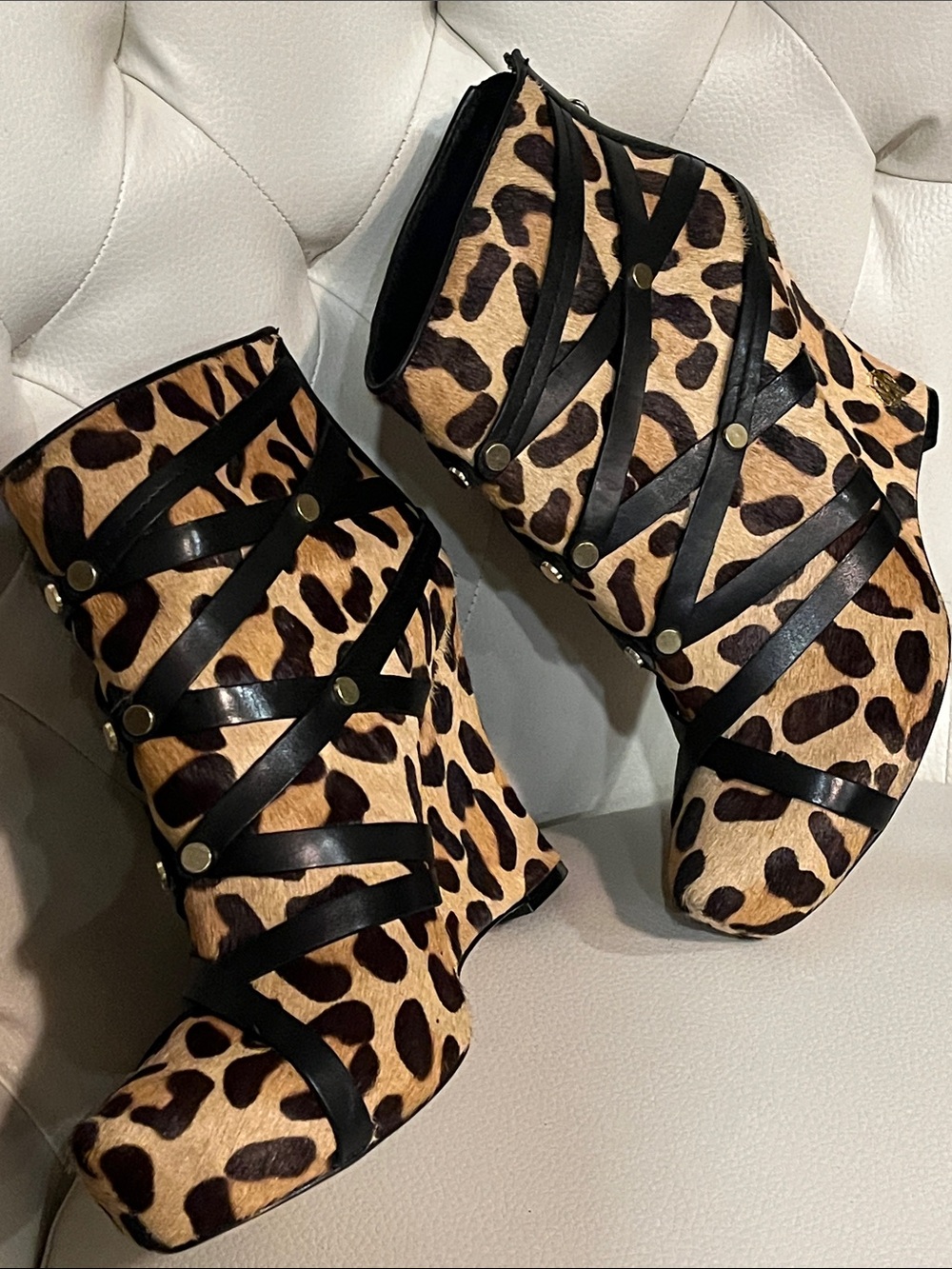 House of Harlow 1960 Leopard Print Wedge Booties with Black Straps Eye Catching